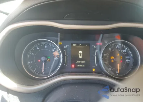 2016 Jeep Cherokee Sport из США, поврежденный, VIN 1C4PJLAB8GW207708